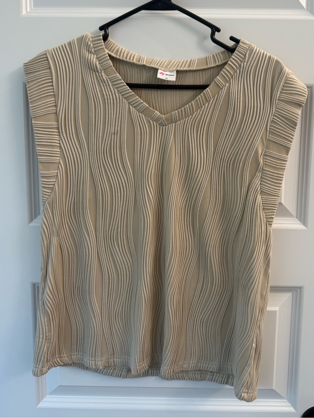 Sleeveless V-Neck Textured Tank Top - Beige